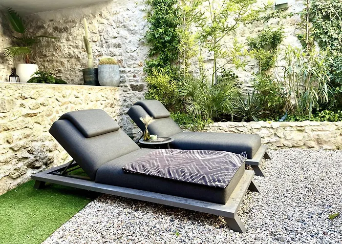 Frühstückspension L'oiseau Bleu Peacock Roubia